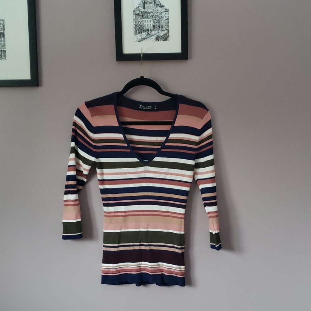 NY&C Ribbed Striped V Neck